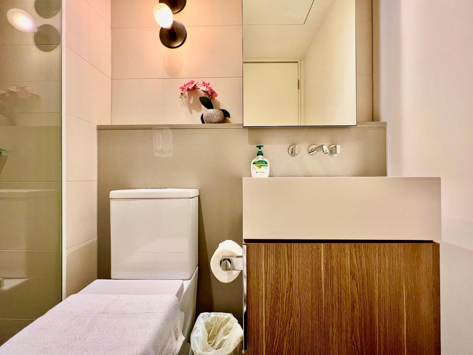 Highrise Best Location 2Baths Melbourne Bagian luar foto