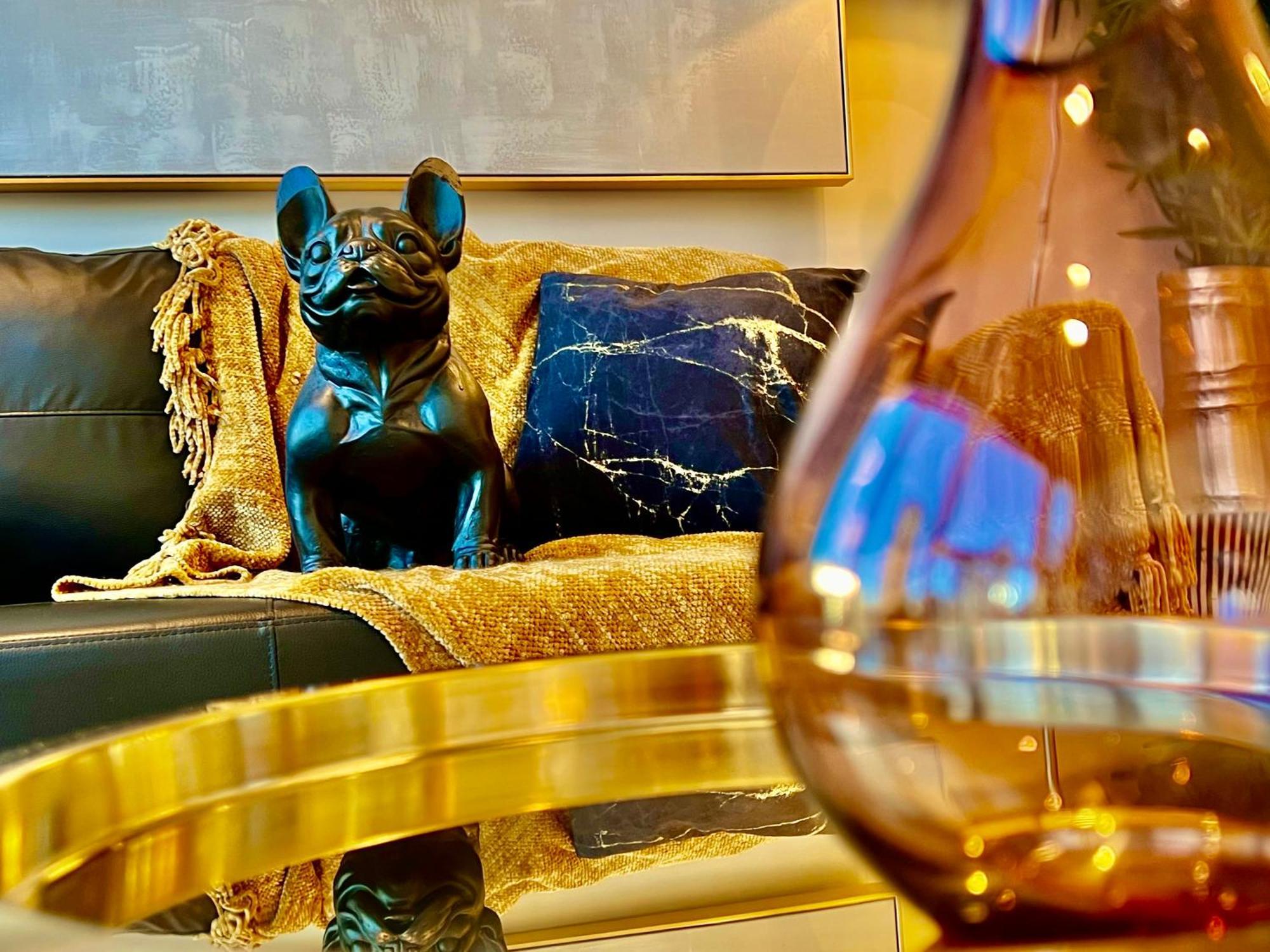 Highrise Best Location 2Baths Melbourne Bagian luar foto