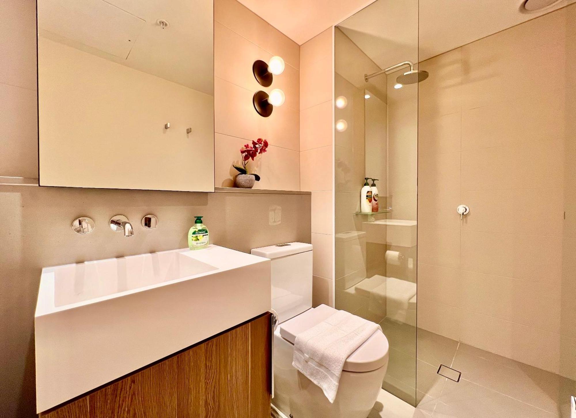 Highrise Best Location 2Baths Melbourne Bagian luar foto