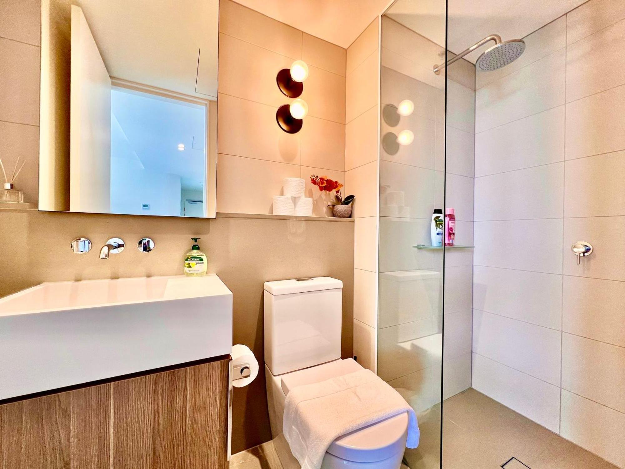 Highrise Best Location 2Baths Melbourne Bagian luar foto
